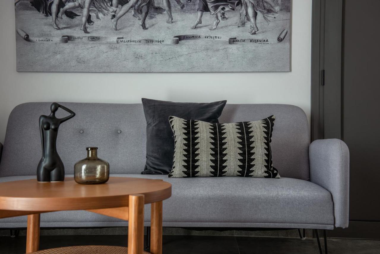Opsis Living A Apartment Anissaras